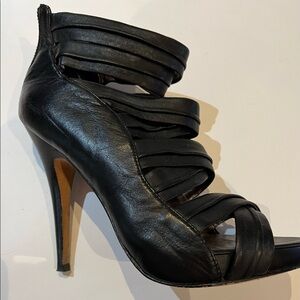 Charles David Black Leather Strappy Heels Size 7.5